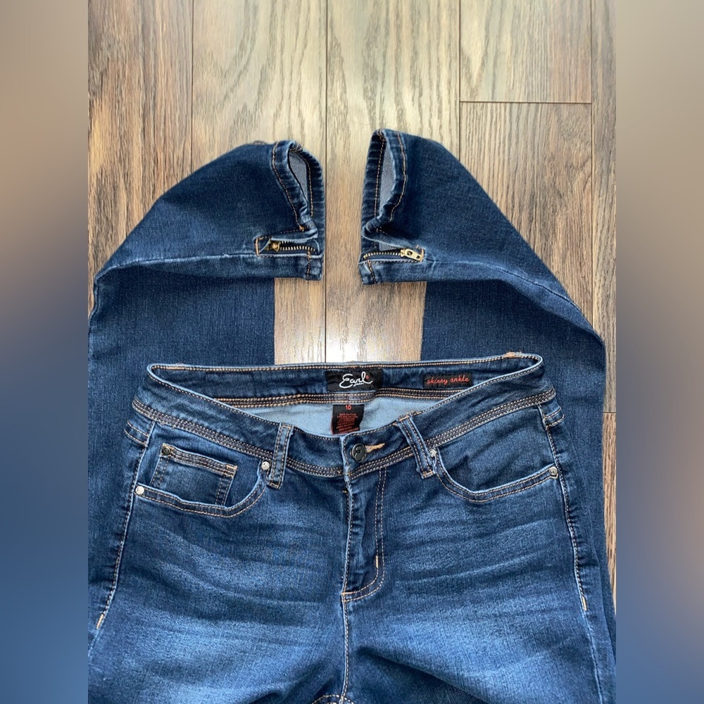 🦋B2G1🦋EARL JEANS Dark Blue Skinny Ankle Zip Up Jeans | 10 | - Picture 5 of 8